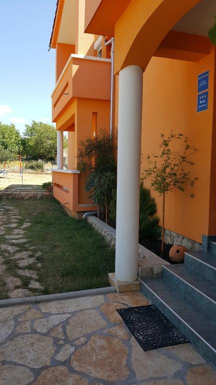 Apartments Kalac Posedarje Exterior foto